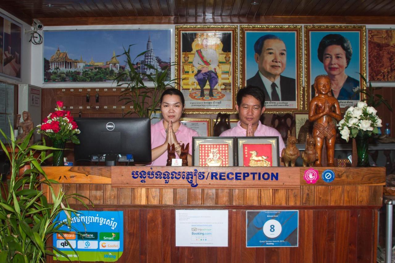 Botoum Hotel Sisophon Buitenkant foto
