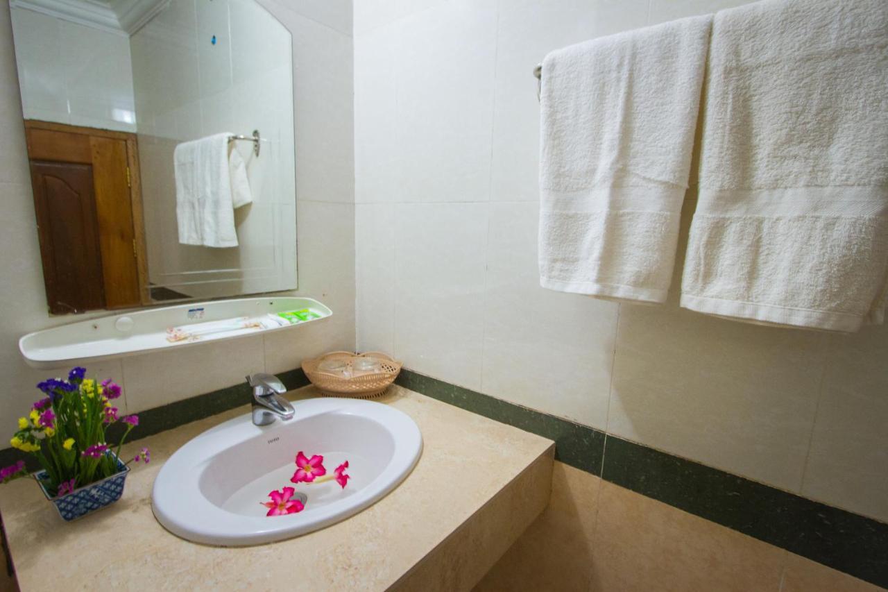 Botoum Hotel Sisophon Kamer foto